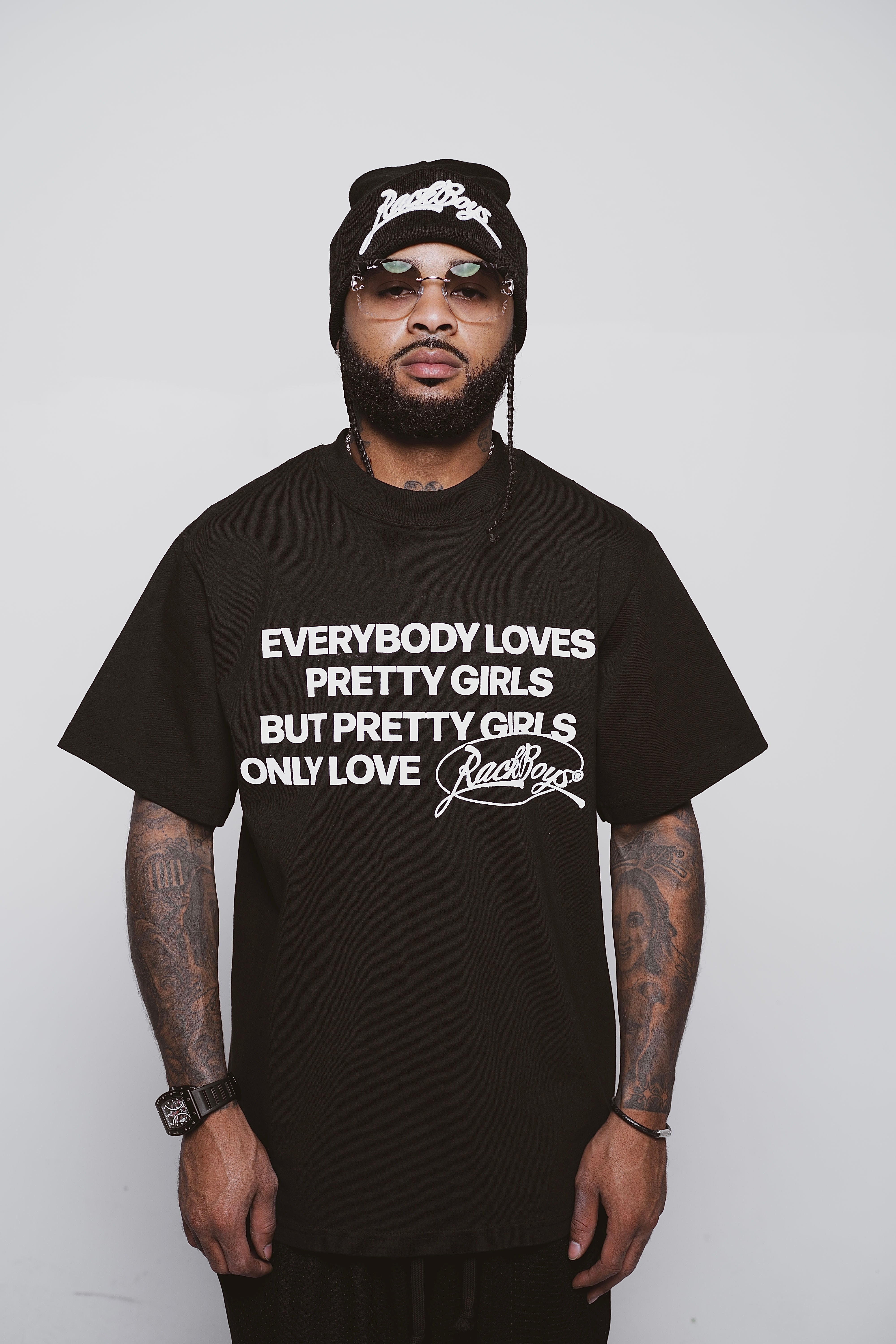 EVERYBODY LOVES RACKBOY TEE